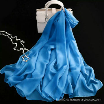Der beliebte Silk Schal mit Solid Color